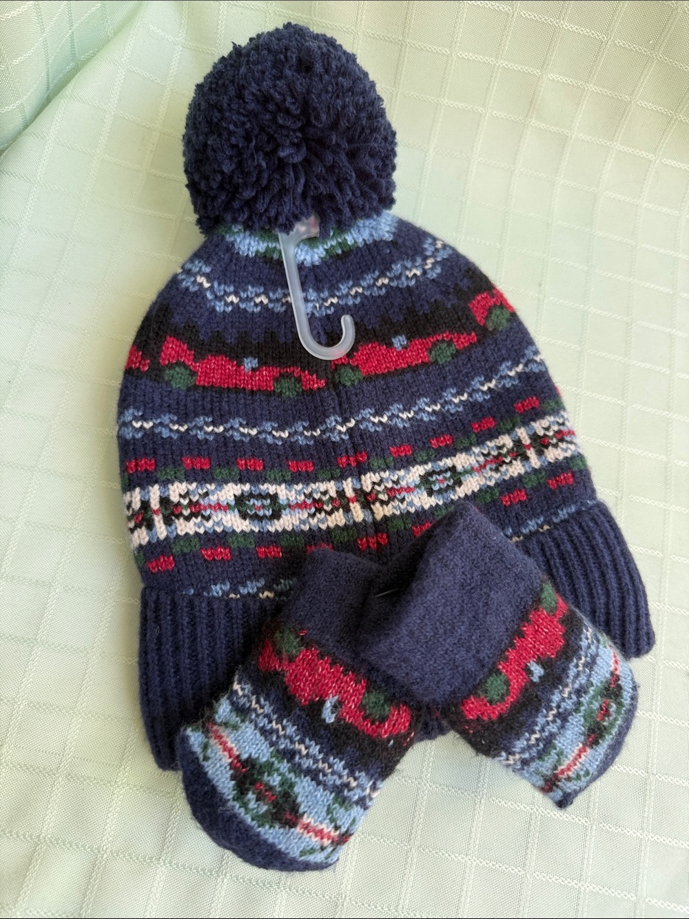 New GAP Navy Pom Pom Knitted Cotton Hat and Mitten Set with Red & Green